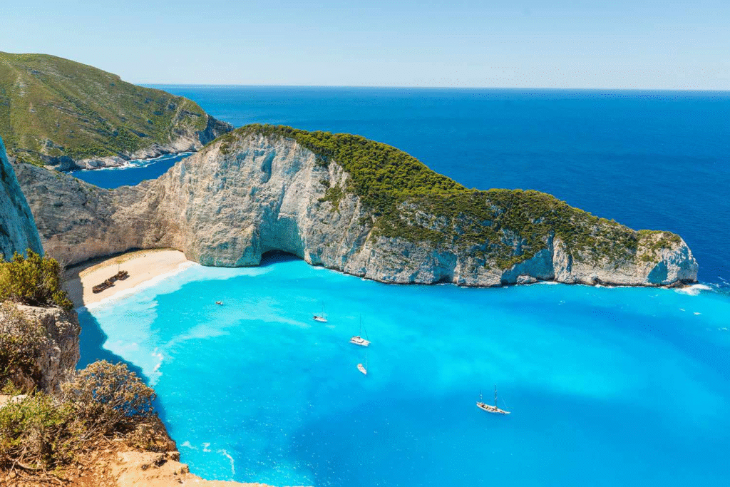 Top Beaches for a Perfect Greece Holiday